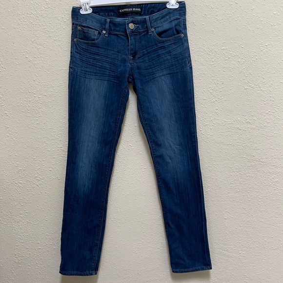 Express skinny low rise jeans size 6